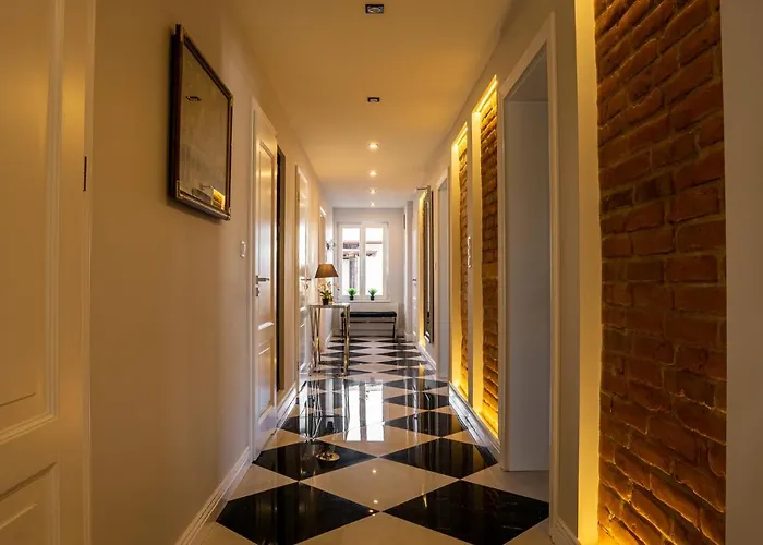 Palazzo Apartamento *